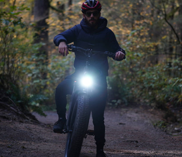 Tips for Bike Riding At Night: A Quick Guide – Rize Bikes Canada