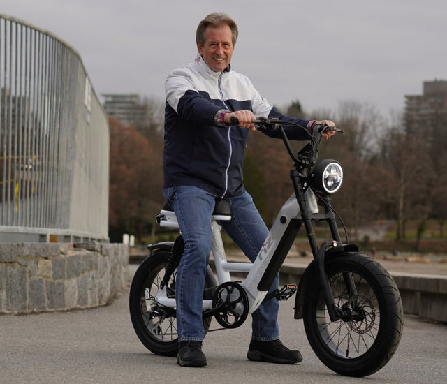 How to Stay Safe While Commuting by Bike: 7 Tips For Commuting – Rize ...